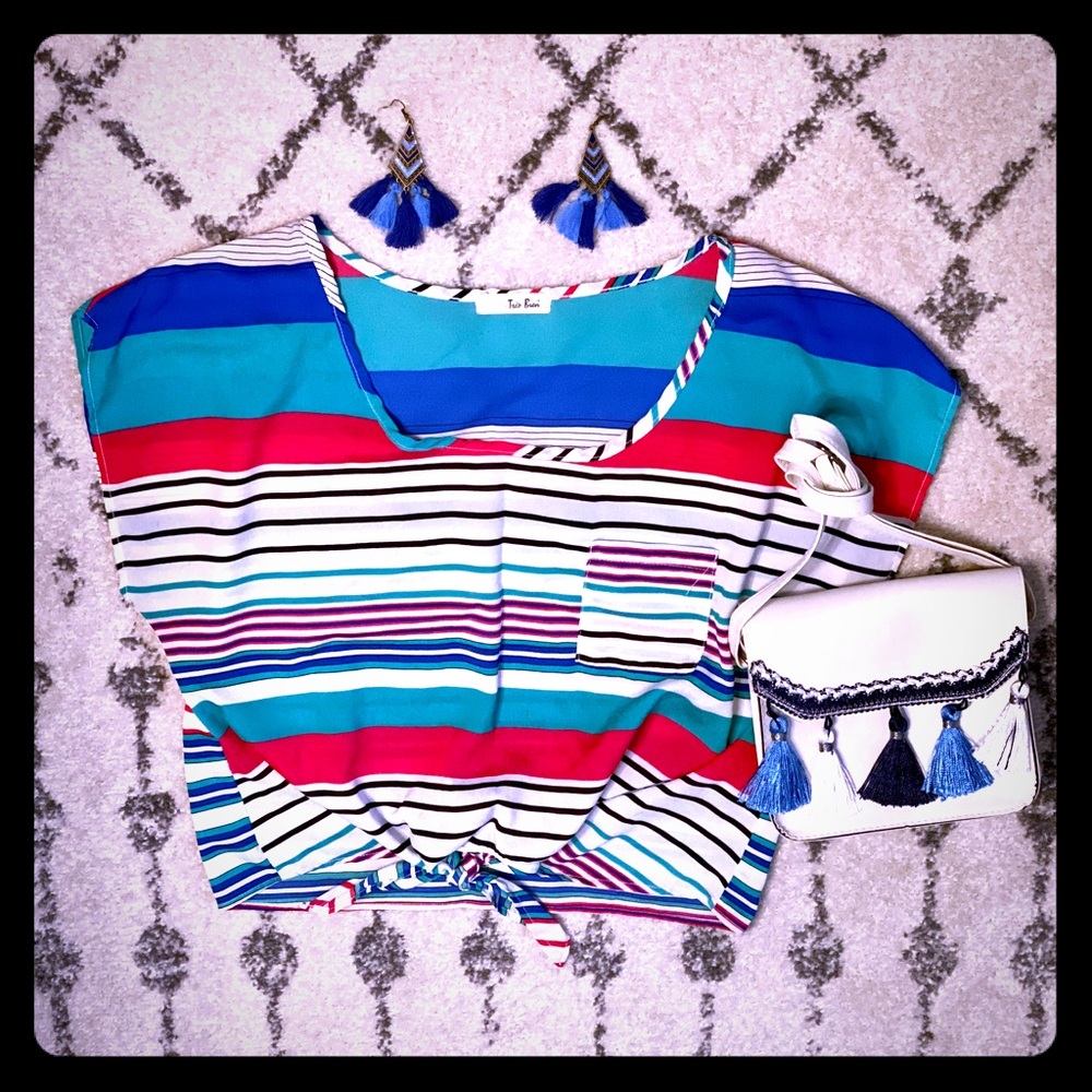 Knotted tee